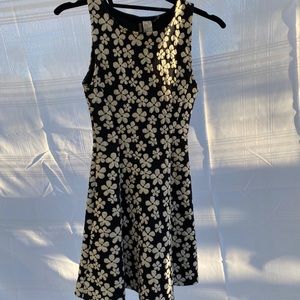 black and white flower dress from H&M
